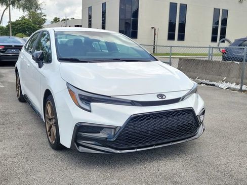 Used 2024 Toyota Corolla Sedan w/ SE Convenience Package image 1
