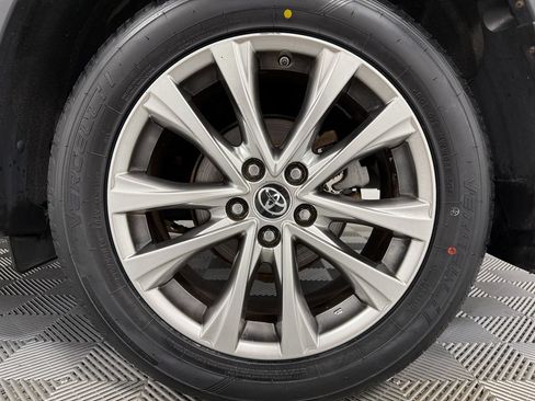 Used 2018 Toyota RAV4 Limited w/ All Weather Liner Package AWD/4WD image 29