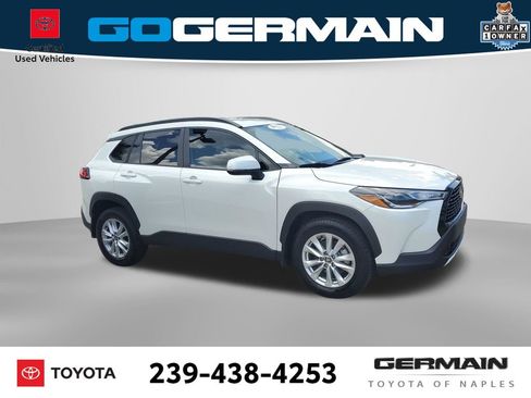 Certified 2024 Toyota Corolla Cross LE FWD image 5