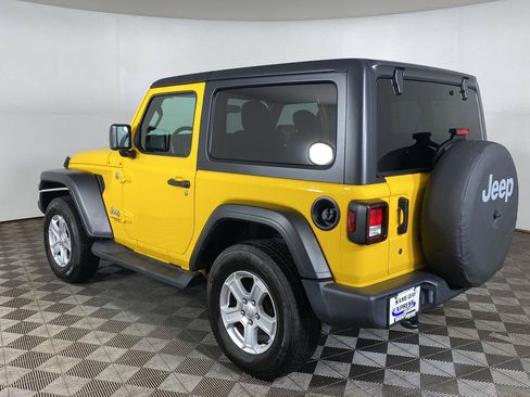 Used 2019 Jeep Wrangler Sport AWD/4WD image 23