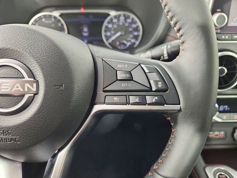 New 2025 Nissan Sentra SR w/ SR Premium Package FWD image 18