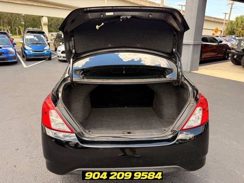 Used 2019 Nissan Versa S FWD image 61