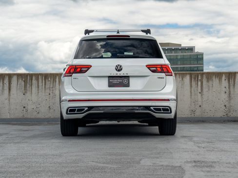 Used 2022 Volkswagen Tiguan SEL R-Line AWD/4WD image 5