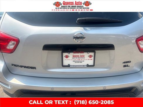 Used 2020 Nissan Pathfinder SL AWD/4WD image 38