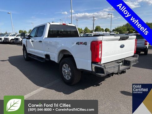 Used 2023 Ford F350 XLT AWD/4WD image 9