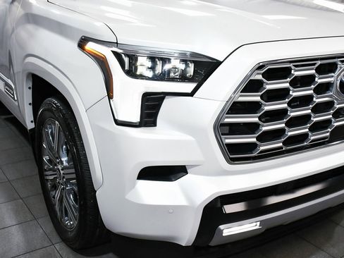 Used 2024 Toyota Sequoia Capstone image 81