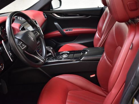 Used 2022 Maserati Ghibli Modena Q4 AWD/4WD image 15