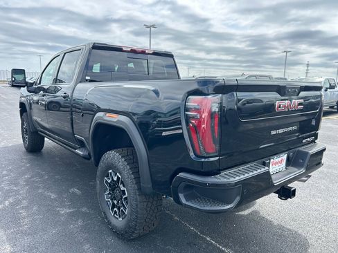 New 2026 GMC Sierra 2500 AT4X AWD/4WD image 8