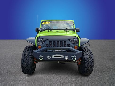 Used 2013 Jeep Wrangler Unlimited Rubicon w/ Connectivity Group AWD/4WD image 2