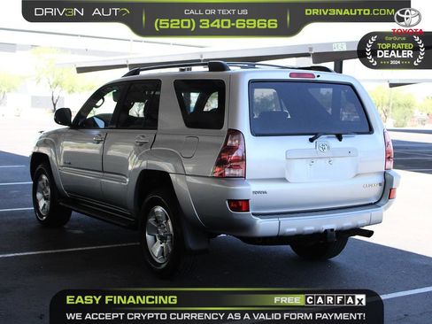 Used 2004 Toyota 4Runner SR5 AWD/4WD image 5
