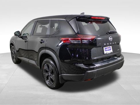 Used 2026 Nissan Rogue SV w/ Cold Weather Package AWD/4WD image 8