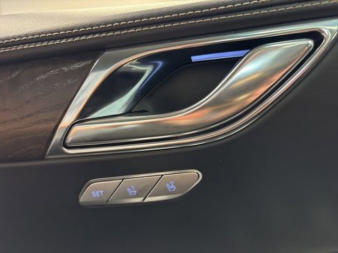 Used 2024 Genesis GV80 2.5T image 27