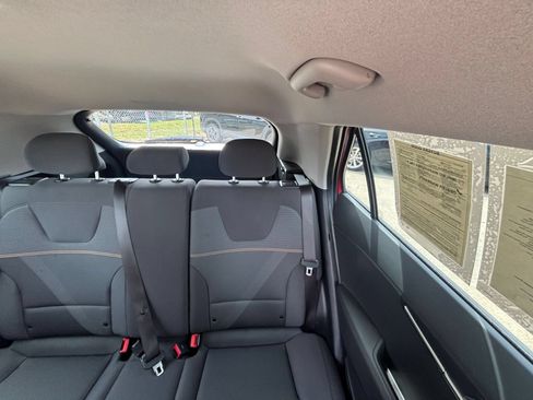 Used 2026 Kia Niro LX FWD image 36