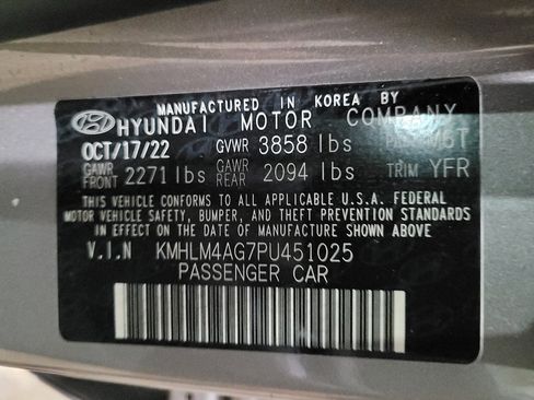 Used 2023 Hyundai Elantra SEL w/ Cargo Package FWD image 33