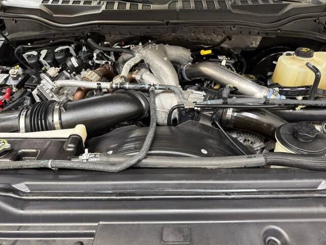 Used 2021 Ford F250 Lariat w/ Lariat Ultimate Package AWD/4WD image 55