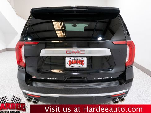 Used 2021 GMC Yukon Denali w/ Denali Premium Package RWD image 4