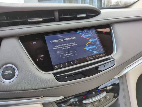 Used 2025 Cadillac XT5 Premium Luxury w/ LPO, Floor Liner Package AWD/4WD image 24