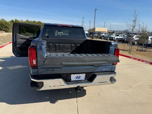 Used 2024 GMC Sierra 1500 SLT image 24