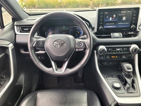 Used 2021 Toyota RAV4 XSE image 14