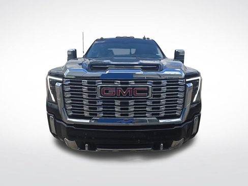 Used 2024 GMC Sierra 2500 Denali w/ Denali Reserve Package AWD/4WD image 2