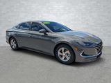 Used 2022 Hyundai Sonata SE w/ Cargo Package image 2