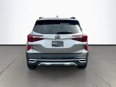 Certified 2021 Kia Seltos EX AWD/4WD image 6