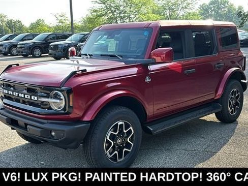 New 2026 Ford Bronco Outer Banks AWD/4WD image 3