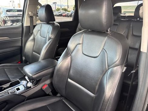 Used 2020 Kia Telluride EX AWD/4WD image 11