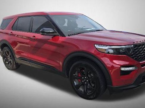 Certified 2022 Ford Explorer ST w/ Equipment Group 401A AWD/4WD image 2