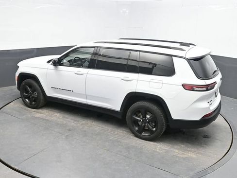 Used 2021 Jeep Grand Cherokee L Laredo AWD/4WD image 39