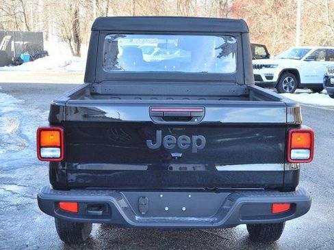 New 2026 Jeep Gladiator Sport image 7
