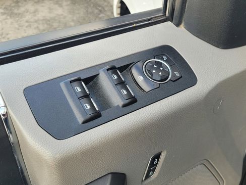 Used 2020 Ford F150 XLT w/ Trailer Tow Package image 17