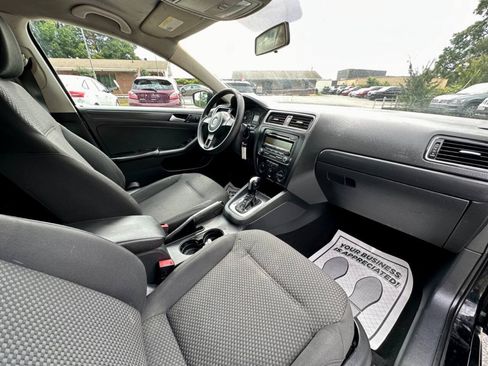 Used 2014 Volkswagen Jetta S FWD image 19