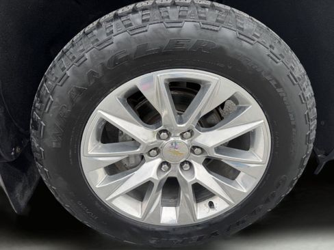 Used 2021 Chevrolet Silverado 1500 LTZ AWD/4WD image 32