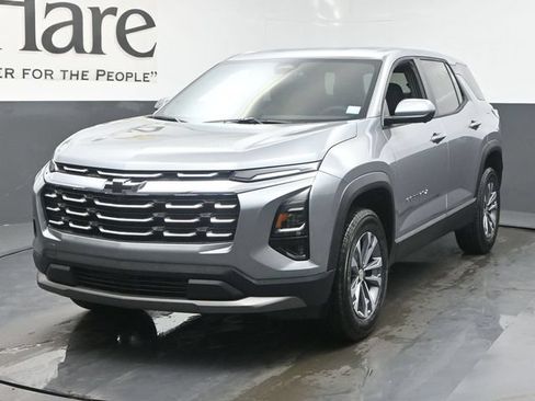 New 2026 Chevrolet Equinox LT w/ Safety and Technology Package FWD image 7