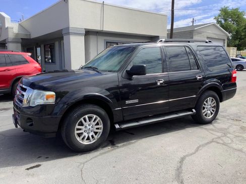 Used 2013 Ford Expedition XLT w/ HD Trailer Tow Pkg AWD/4WD image 5