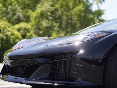 New 2026 Chevrolet Corvette E-Ray AWD/4WD image 32