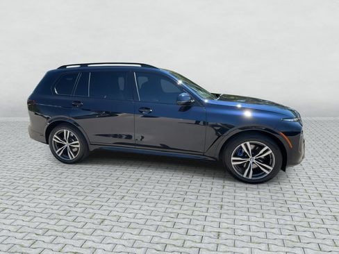 Used 2024 BMW X7 xDrive40i w/ Executive Package AWD/4WD image 9