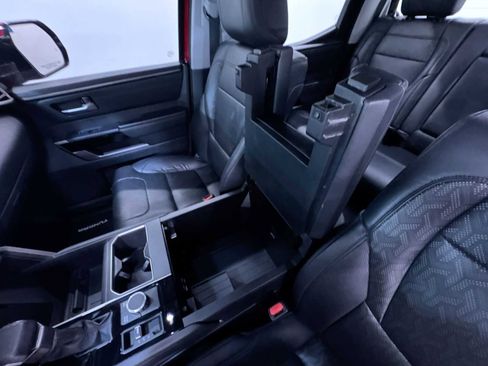 Used 2022 Toyota Tundra Limited AWD/4WD image 20