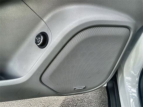 Certified 2021 GMC Acadia SLT w/ Preferred Package image 24