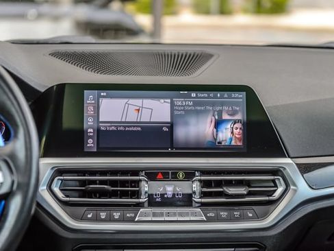 Used 2019 BMW 330i Sedan w/ Premium Package RWD image 39
