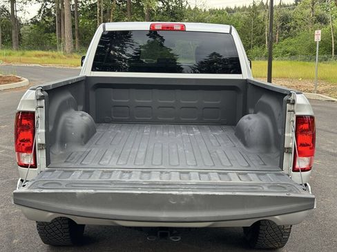 Used 2016 RAM 1500 Tradesman AWD/4WD image 5