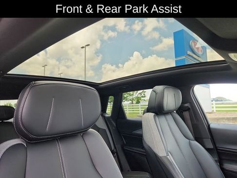 Used 2024 Cadillac Lyriq Tech w/ Driver Assist Package AWD/4WD image 23