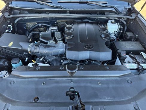 Used 2024 Toyota 4Runner TRD Off-Road image 28