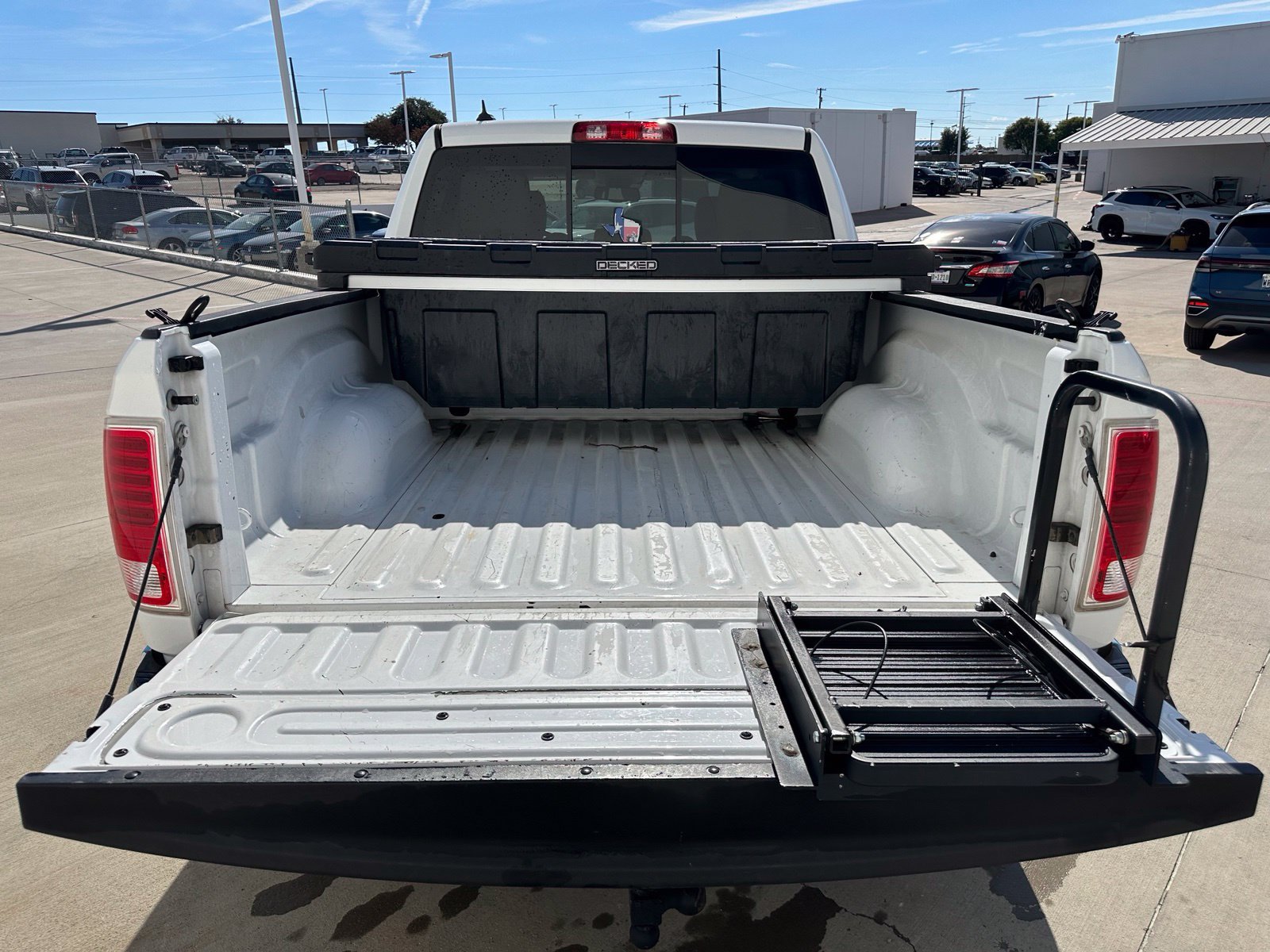 Used 2015 RAM 1500 Laramie w/ Convenience Group RWD image 9