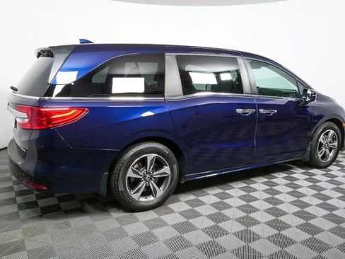 Used 2019 Honda Odyssey Touring image 2