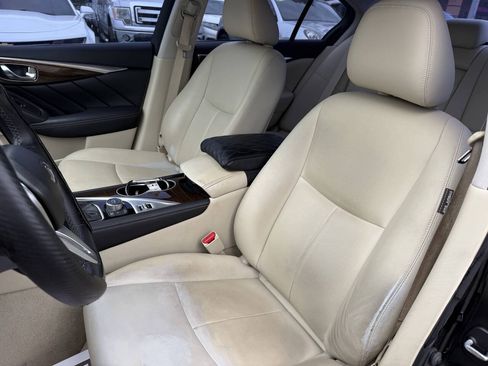 Used 2018 INFINITI Q50 Luxe w/ Essential Package (3.0T Luxe) RWD image 11