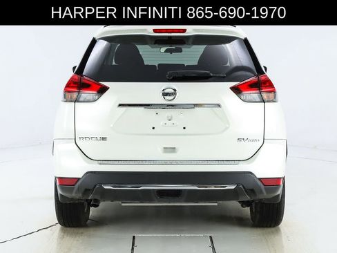 Used 2017 Nissan Rogue SV AWD/4WD image 9