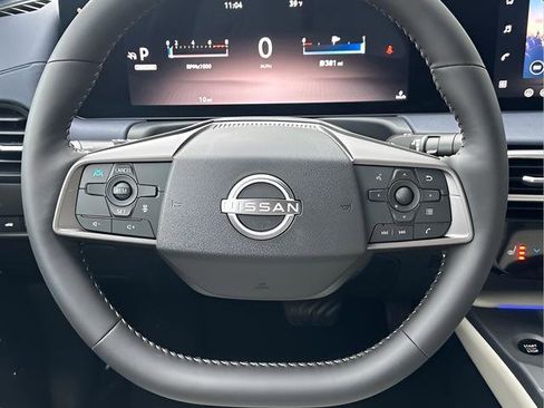 New 2026 Nissan Sentra SL FWD image 16