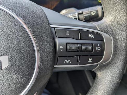 Used 2025 Kia K5 LXS FWD image 27